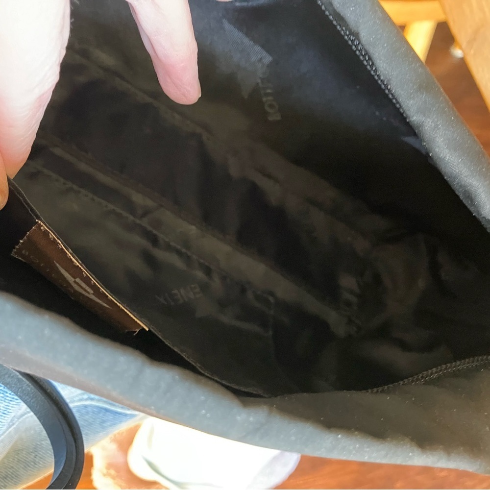 BOTEGA VANETTA nylon handbag. Black. 6”x13”. Zip closure. Care card. - Picture 8 of 10